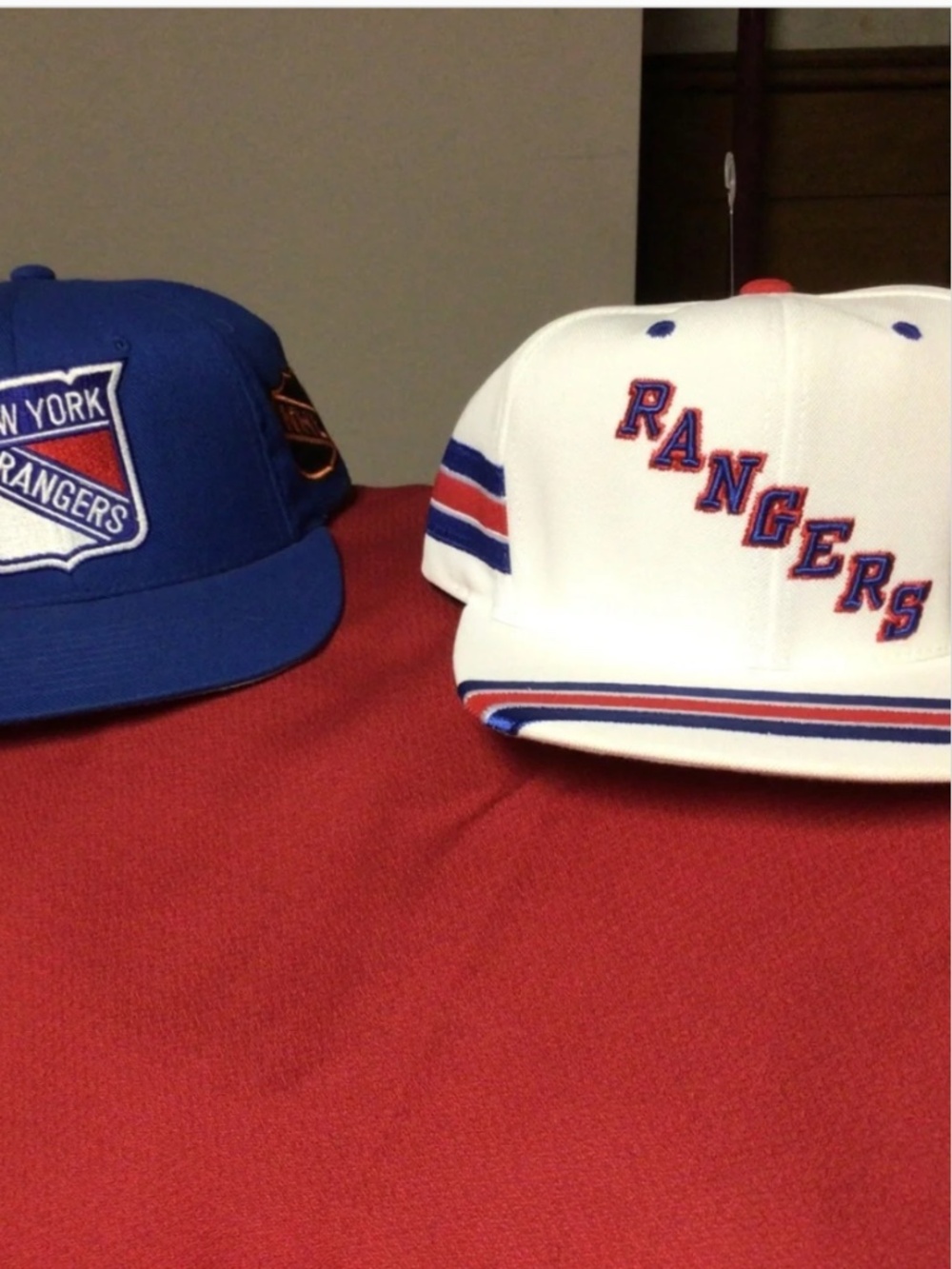 NHL 2 New York Rangers hats